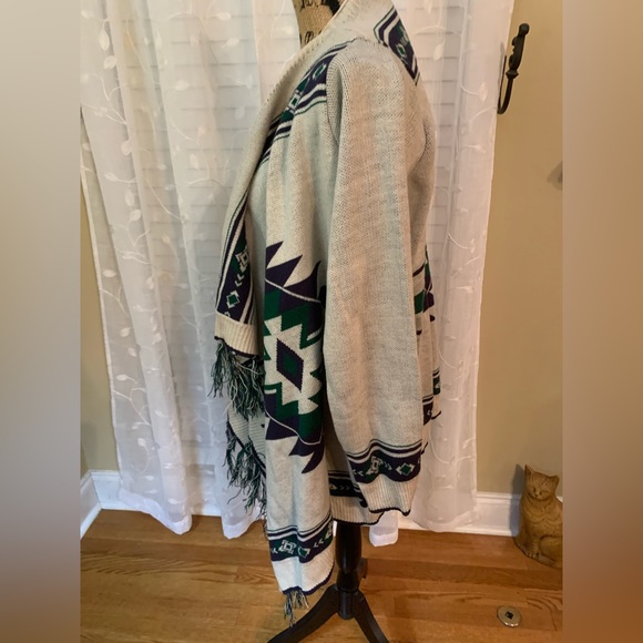 Bo Bel Beige with Dark Green and Purple Fringe Cardigan Sweeter NWT - Picture 3 of 12